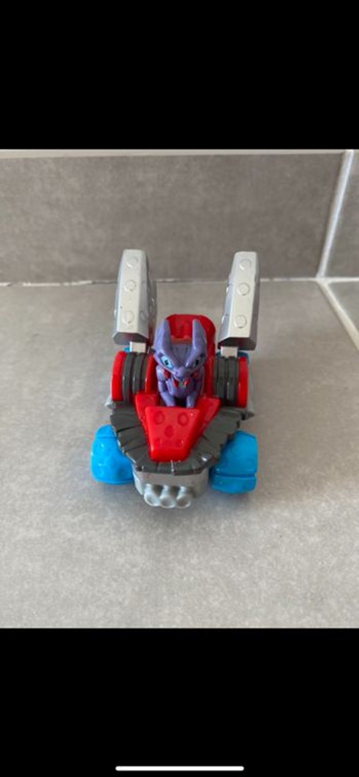 Jouet voiture avec figurine - photo numéro 8