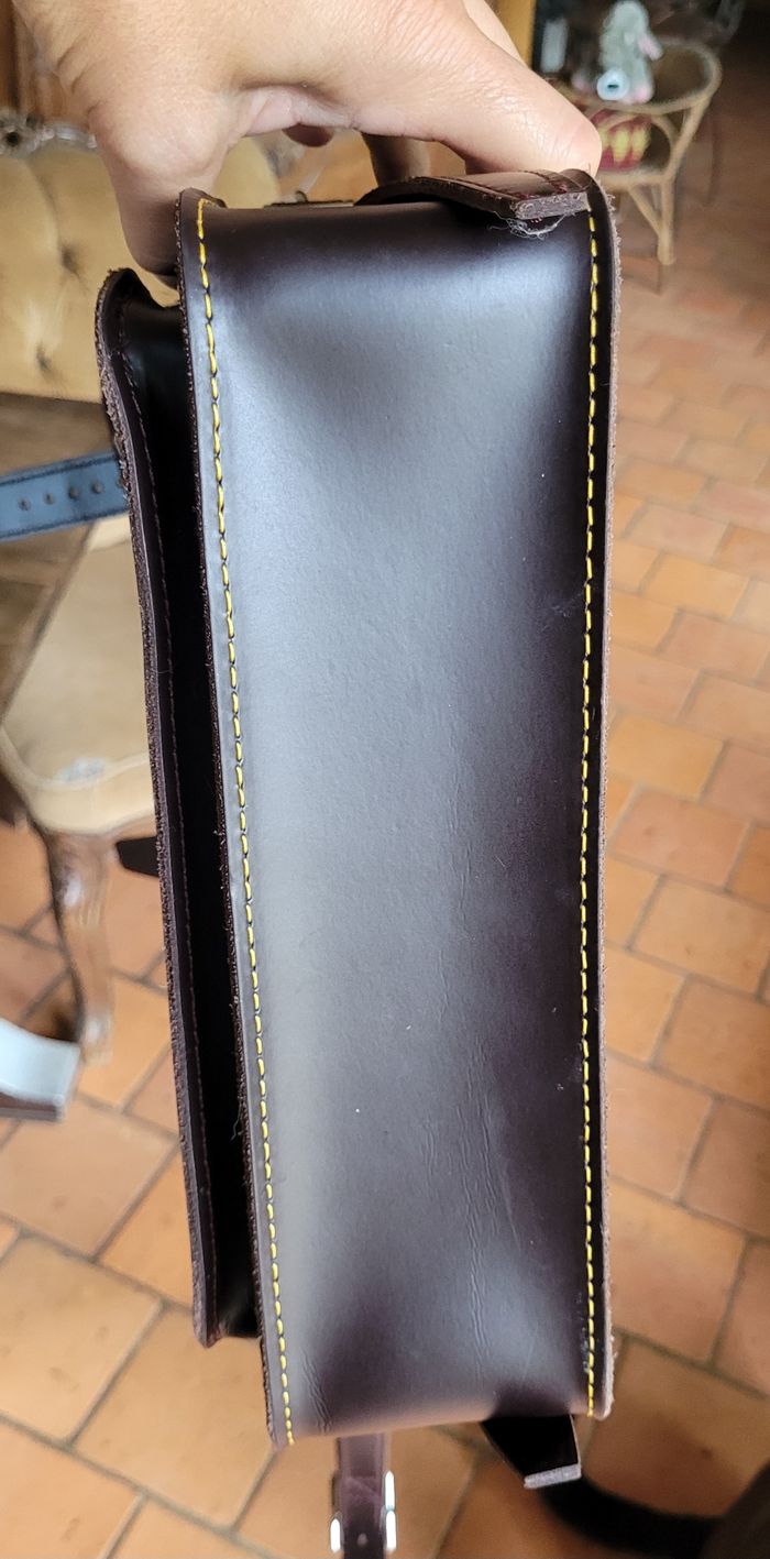 Sac sacoche 28 cm Dr Martens marron jaune - photo numéro 6