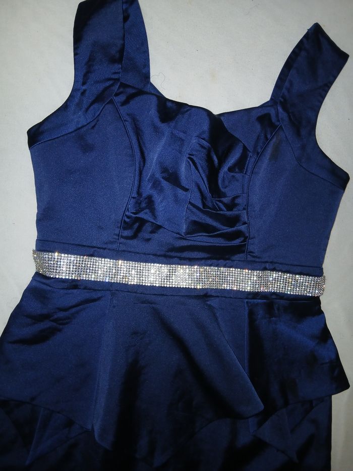 Robe pour fête et soirée - photo numéro 2