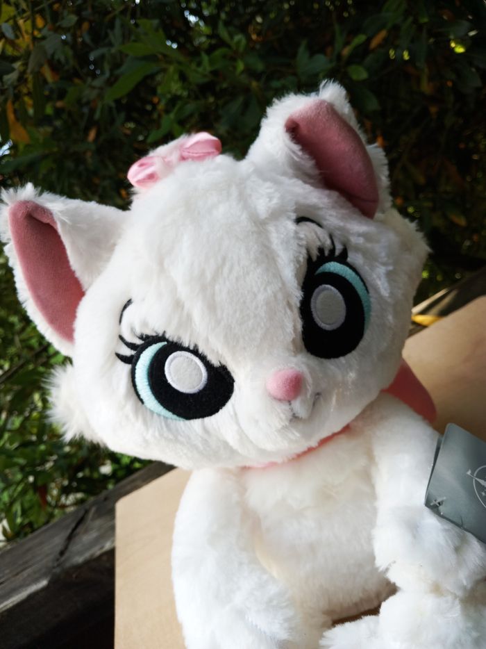 Adorable Marie Bigfeet des Aristochats - Grande peluche Disney - photo numéro 2