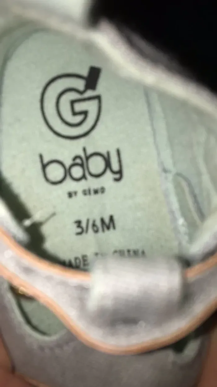 Chaussure bébé - photo numéro 3