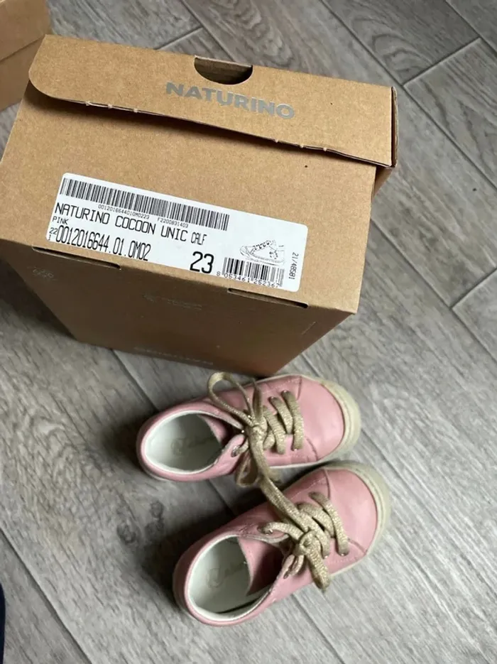 Chaussures Naturino 23 Rose avec lacets doré Motif licorne - photo numéro 8