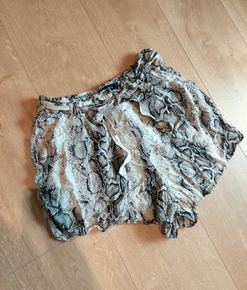 Short imprimé python