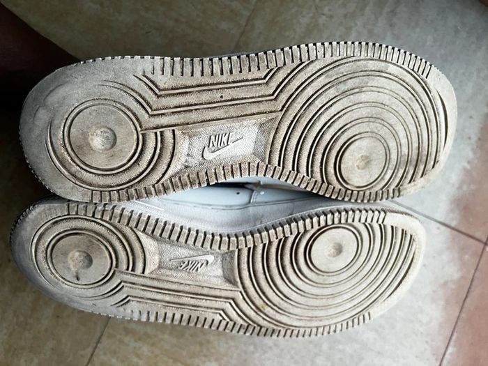 Nike air force one blanc noir 45 bon état - photo numéro 10