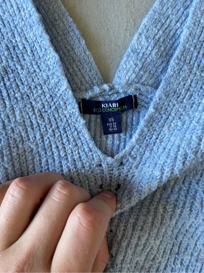 Pull bleu - photo numéro 2