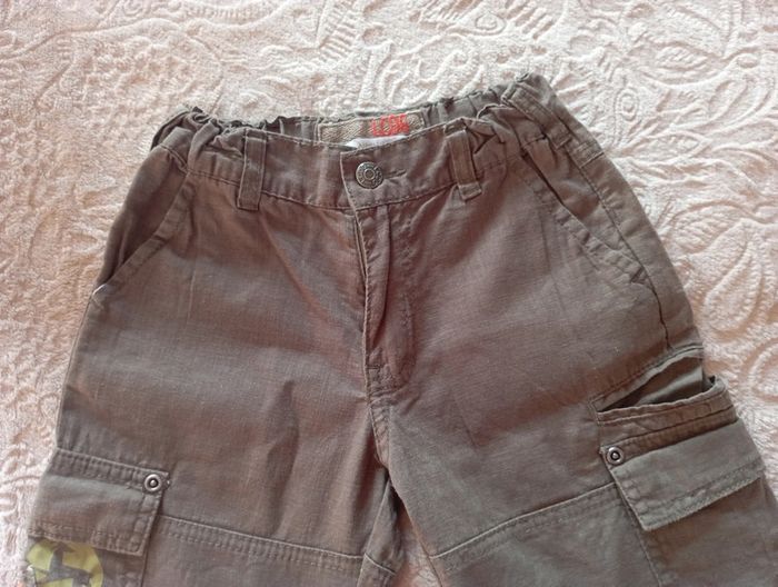 Lot de 2 shorts 4 ans très bon état - photo numéro 12