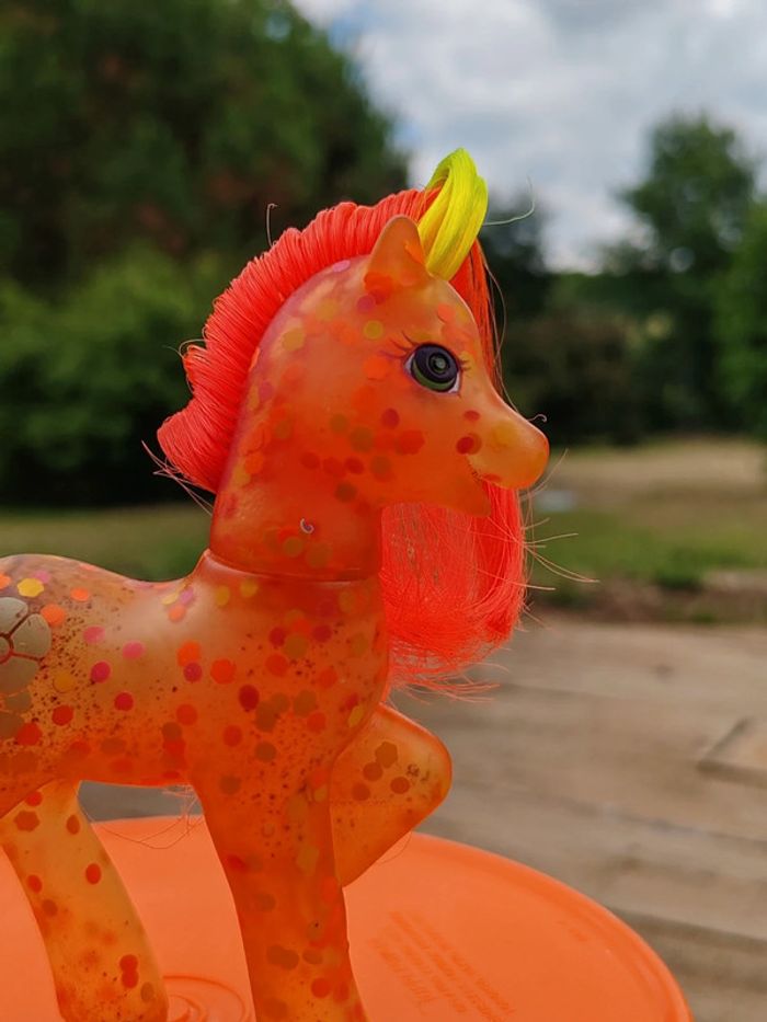 Poney g2 - hip holly confettis orange - photo numéro 2