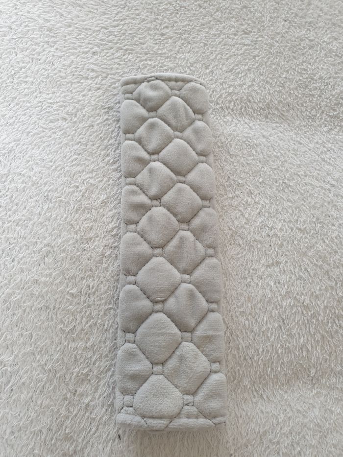 Housse pour ceinture de sécurité neuve