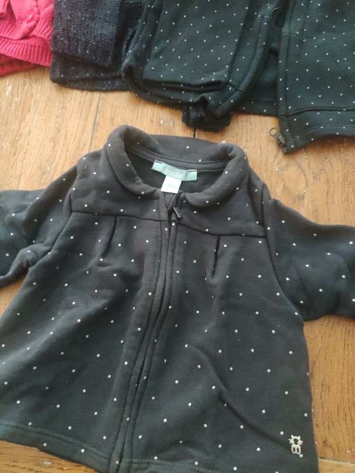 Lot de 6 vestes 6 mois - photo numéro 3
