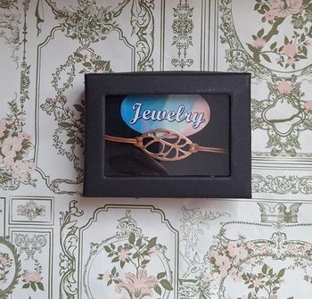 Bracelet neuf en simili
