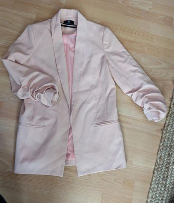 Blazer rose poudré manches retroussées
