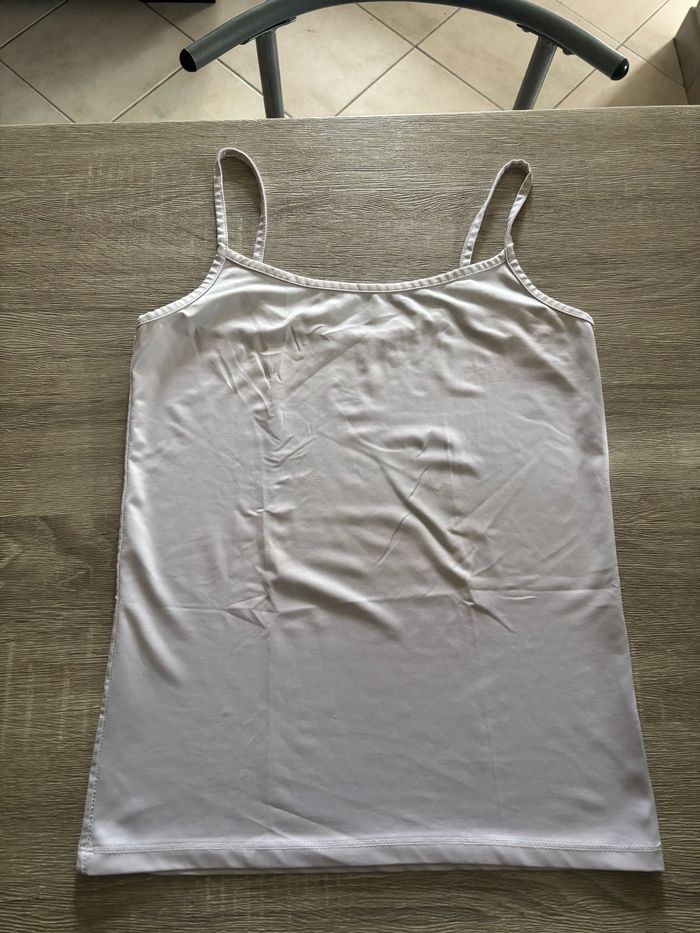 Débardeur blanc - photo numéro 3