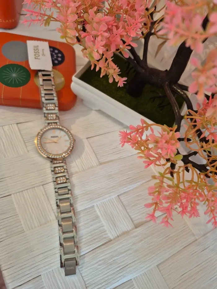 💕jolie Montre Karli à trois aiguilles, bicolore Fossil Femme 💕 - photo numéro 4