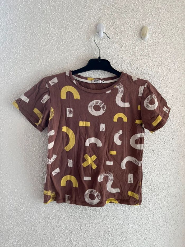 T-shirt Gémo taille 8 ans 💫