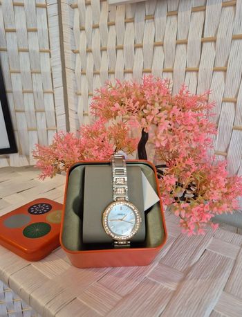 💕jolie Montre Karli à trois aiguilles, bicolore Fossil Femme 💕