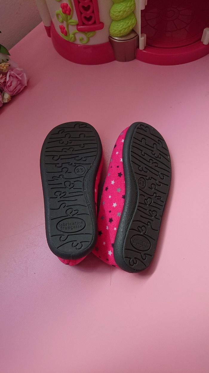 Chaussons rose taille 23 - photo numéro 2