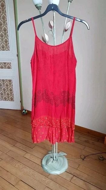 Robe rouge taille 40 tricobel