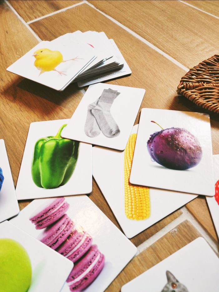 🐥Lot de 39 Flash cards /cartes Apprentissage reconnaissance des couleurs objets - photo numéro 2