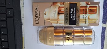 Age Perfect Sérum Anti-Âge Le Duo, Fermeté Instantanée, Anti-Rides et Éclat de la Peau.
