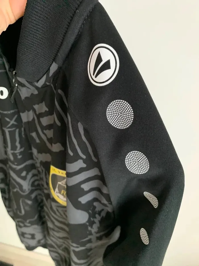 Zipper à capuche noir football taille L - photo numéro 7