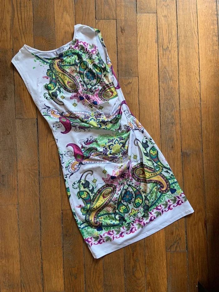 Robe blanche fleuris Rick Cardona taille m 38 - photo numéro 3
