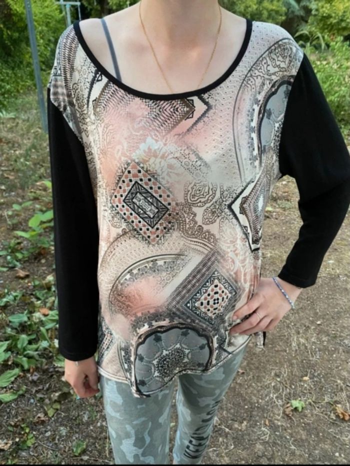 T-shirt motif