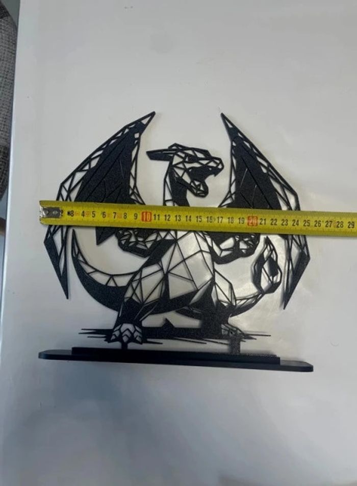 Pokémon Dracofeu Format XL - décoration géométrique avec support - photo numéro 3