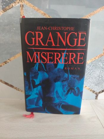 Livre grand format Miserere Grangé thriller