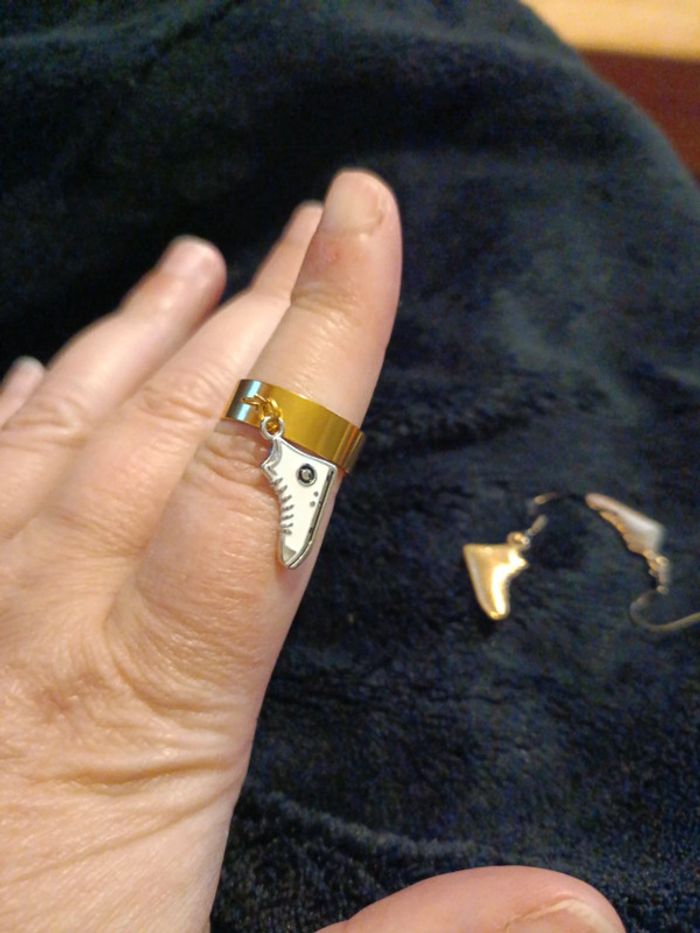 Lot bijoux bague ajustable et boucles d'oreilles - photo numéro 7
