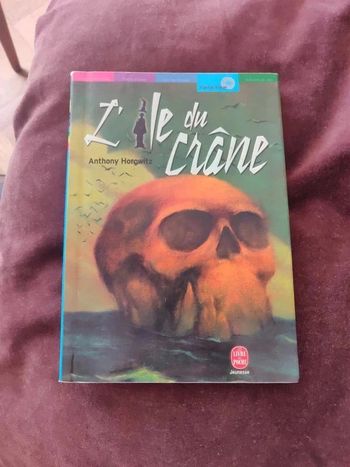 Livre - L'île du crâne