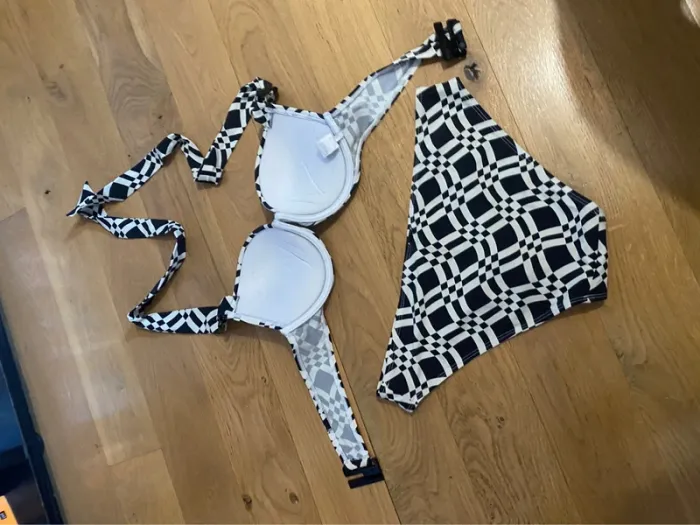 Maillot de bain 2 pièces Aubade en 38, 90B - photo numéro 13