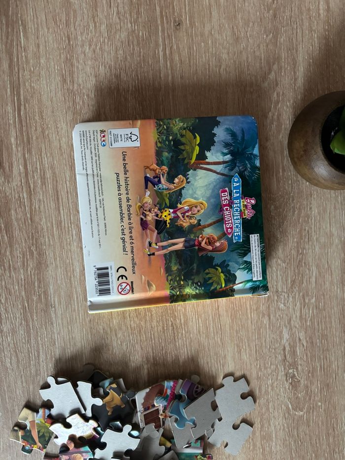 Livre puzzle Barbie et ses sœurs à la recherche des chiots - photo numéro 9