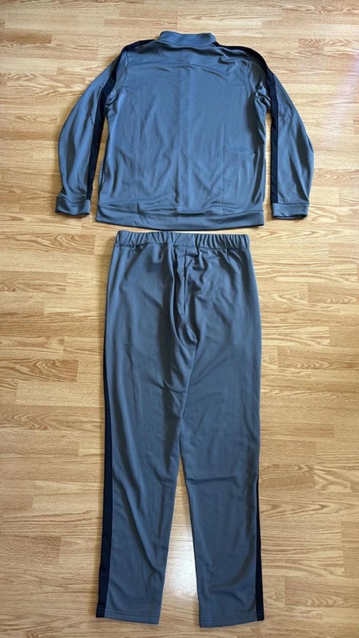 Ensemble Under Armour Gris - photo numéro 6