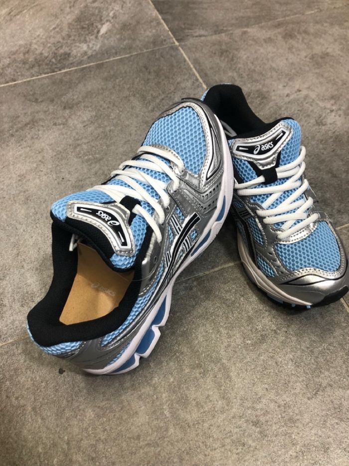 Asics gel bleu taille 40