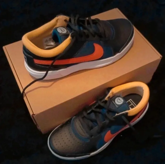 Basket cuir Nike