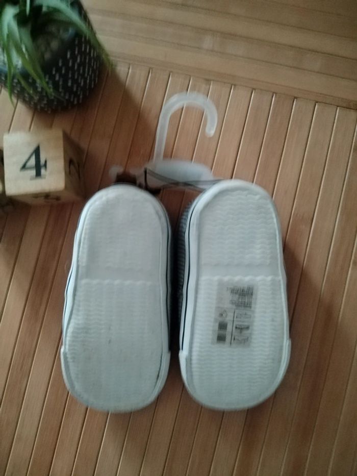 Chaussures neuves 24 h&m - photo numéro 4