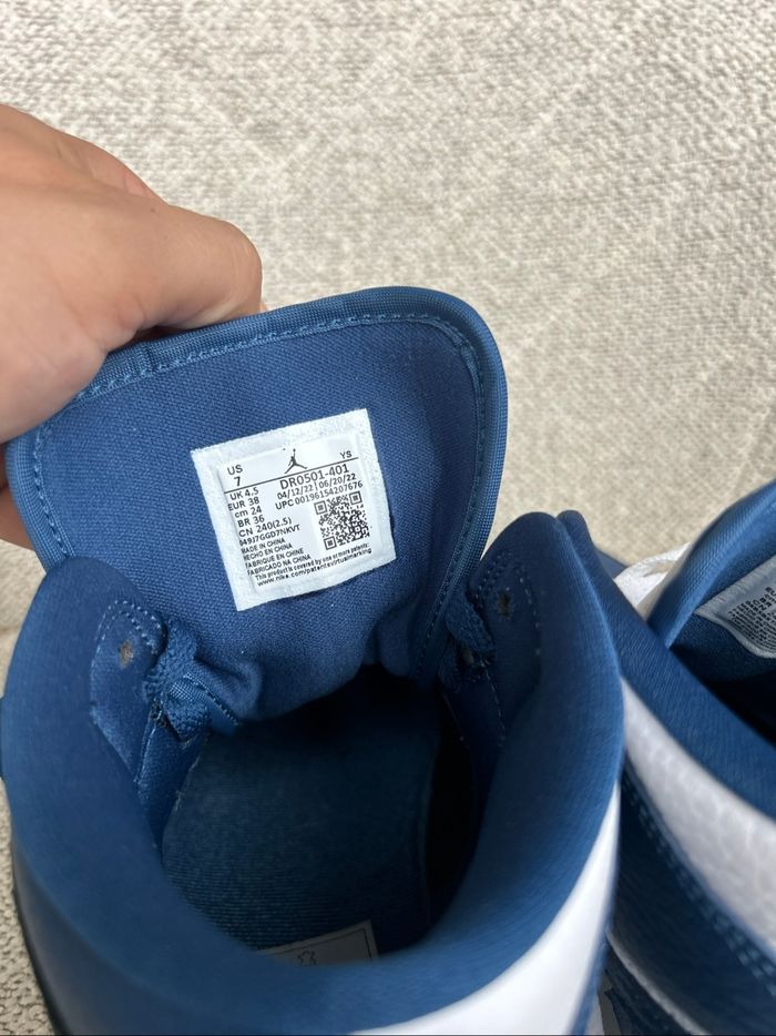 Nike Air Jordan 1 bleu marine blanc - photo numéro 6