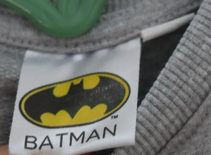 Ensemble automne/hiver haut/pantalon Kiabi et pull Batman 1 mois - photo numéro 7