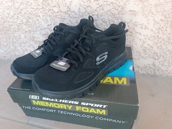 Baskets Skechers homme 40