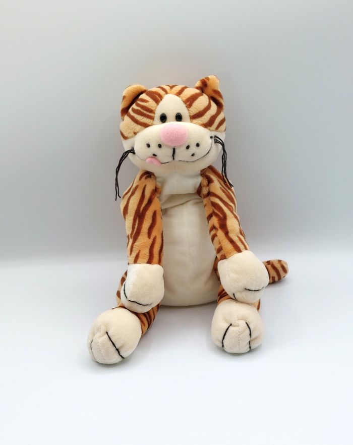 Ancienne Peluche doudou chat tigré marron orange tout mou AJENA rose 26 cm sans la queue