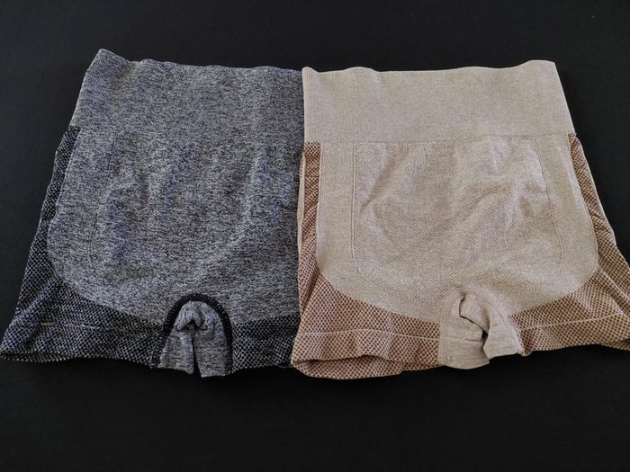 Lot 2 shorts de sport Taille haute push up Taille S/M - photo numéro 2