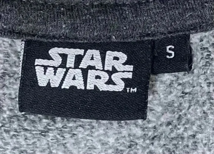 Pull gris Star Wars - photo numéro 3