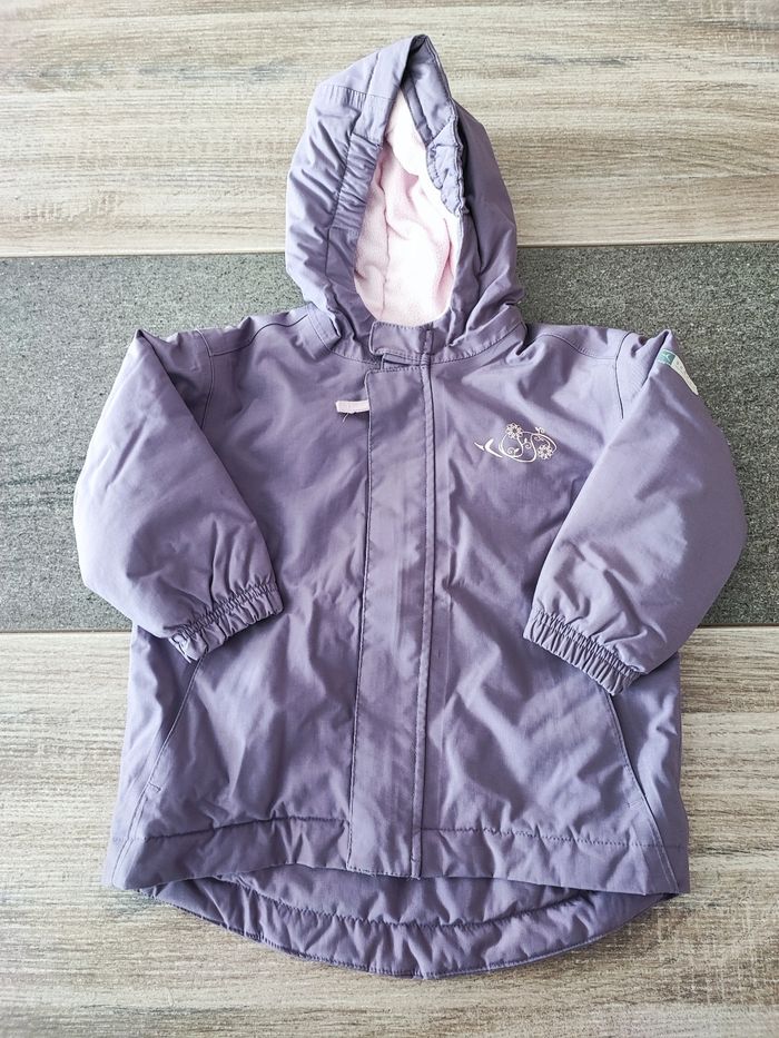 Manteau violet et rose