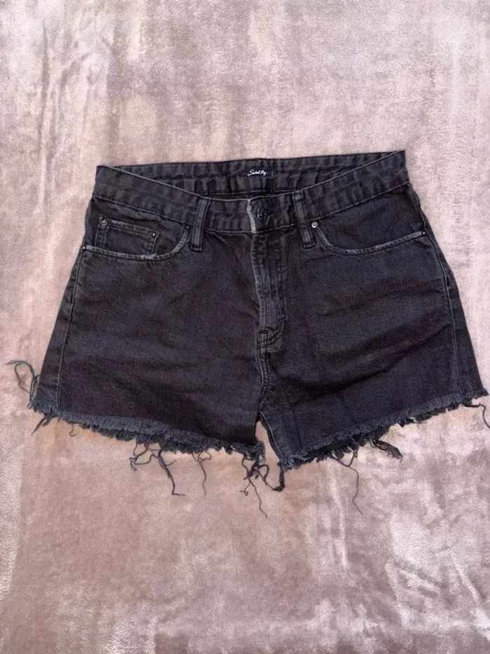 Short en jean noir femme taille S school Rag en très bon état