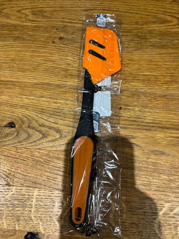 Spatule Tupperware neuve 