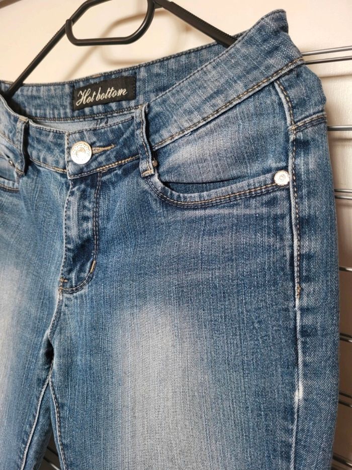 Pantalon jean bleu délavé - photo numéro 2