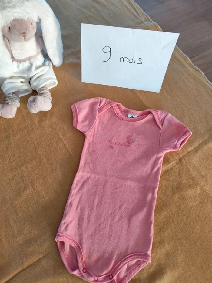 Body manches courtes 9 mois