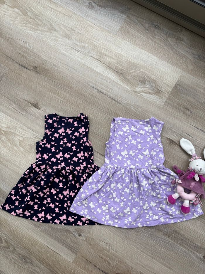 Lot 2 robes taille 24 mois - photo numéro 3