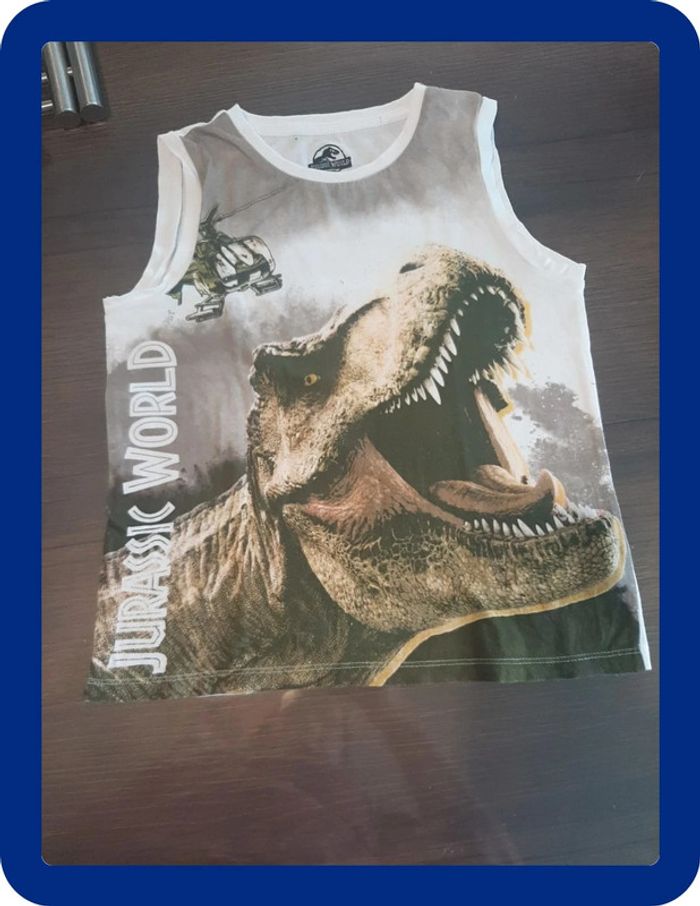 Tshirt débardeur 7 ans dinosaure