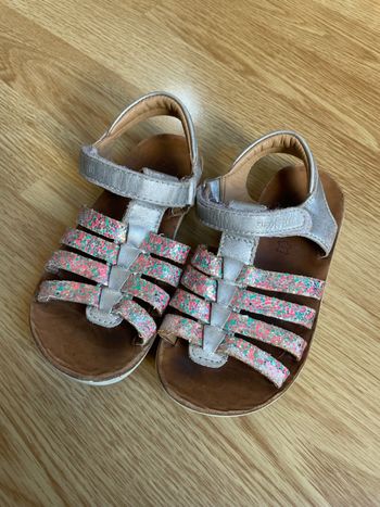 Sandalettes taille 27